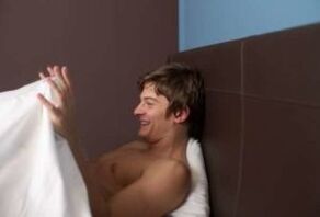 Gizonak zakila masajez handitu zuen